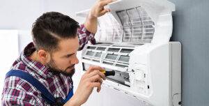 repairman-air-conditioner-service